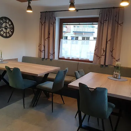Pienz Apartment